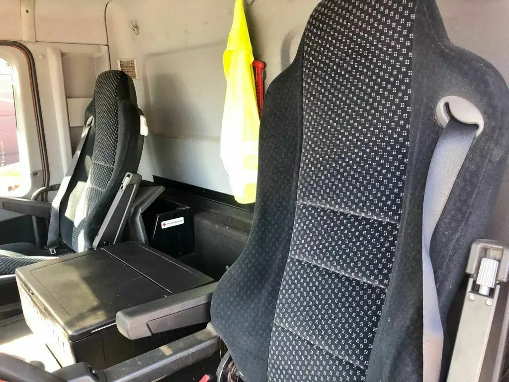 Мусоровоз Zoeller на шасси Mercedes-Benz Actros 2536, 2012 год - фото 12
