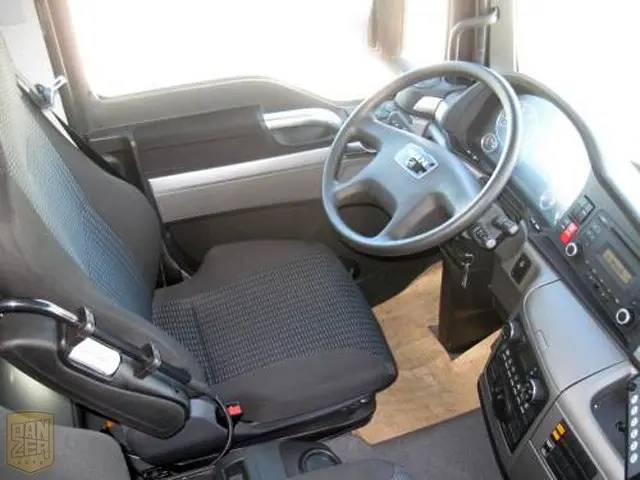 MAN TGS 28.360 BL, мусоровоз Olympus 21 м3, г/п 16т, 3-х местный салон, 2013 г, состояние нового - фото 2