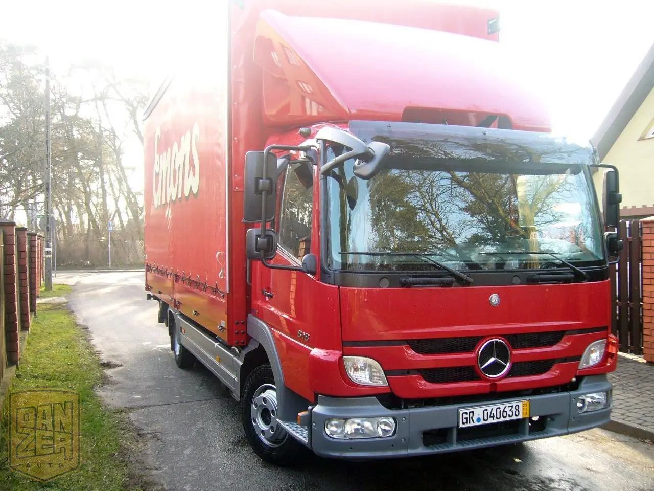 Mercedes-Benz Atego 818L, штора-борт 40м3, 2013г, 18 тыс.км, гидролифт, кондиционер, состояние нового - фото 6