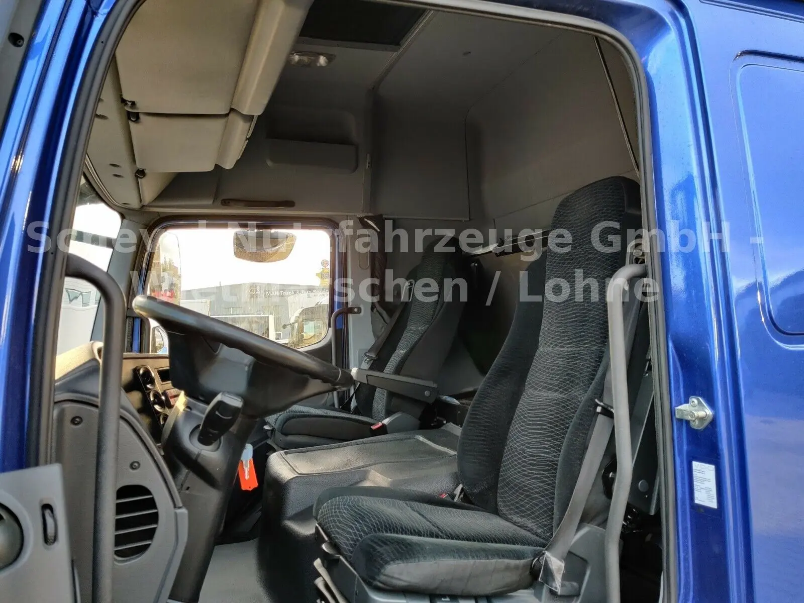 Грузовик для перевозки животных Mercedes Atego 1023, 2014 год, алюминиевый скотовоз 28 м3 - фото 3