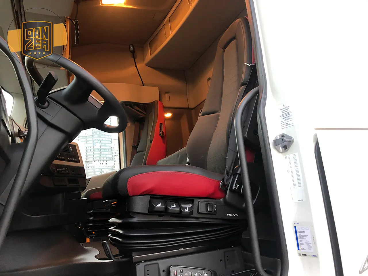 Рефрижератор тушевоз Volvo FH 460, г/п 12 тонн, из Германии, 2017 год - фото 10