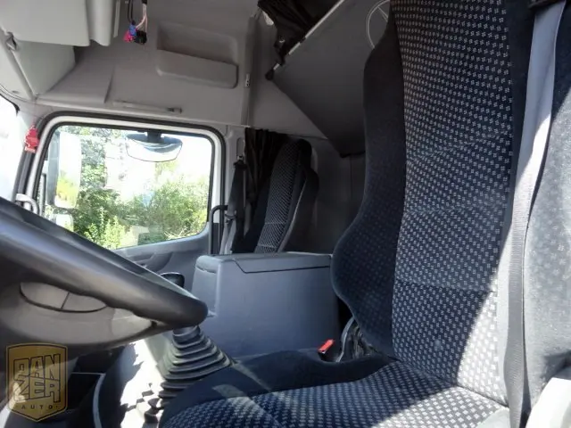 Mercedes-Benz Atego 1229L, борт-тент 43м3, длина 7.2м, 2 спальника. Без РФ! - фото 3