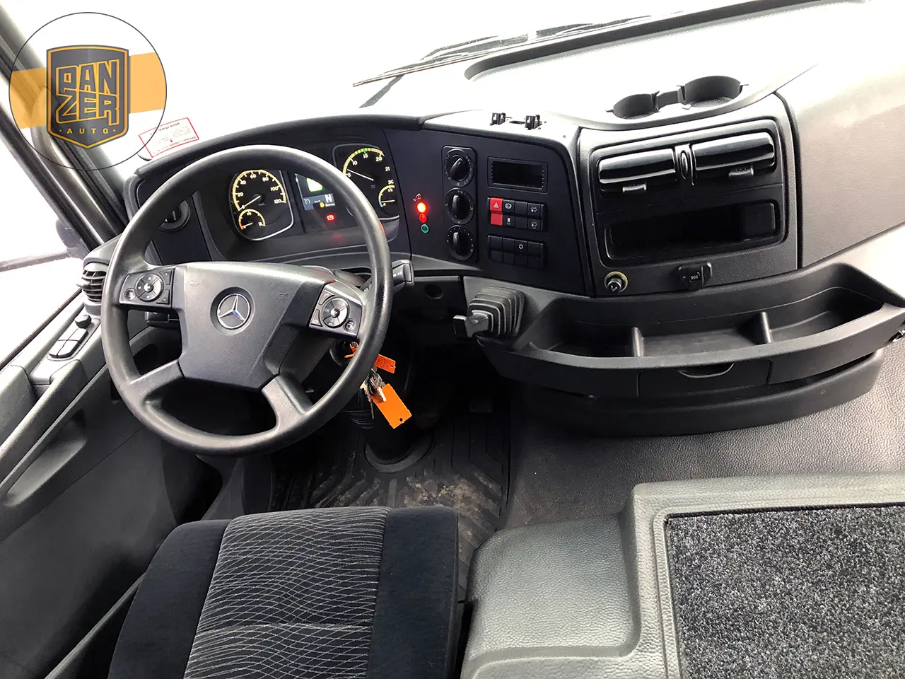 Автопоезд 120 кубов штора, Мерседес Атего 823, 2015 год, без пробега по РФ - фото 4