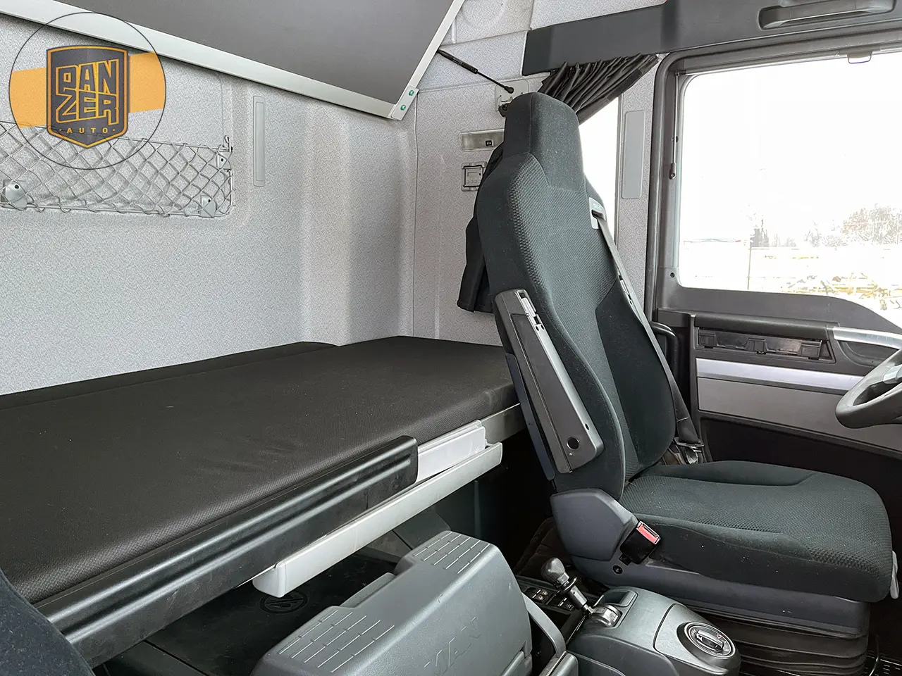 Тушевоз MAN TGX 26.440 6х2, 2015г, будка Schmitz 18 палет, ХОУ Carrier Supra 750, без пробега по РФ - фото 27