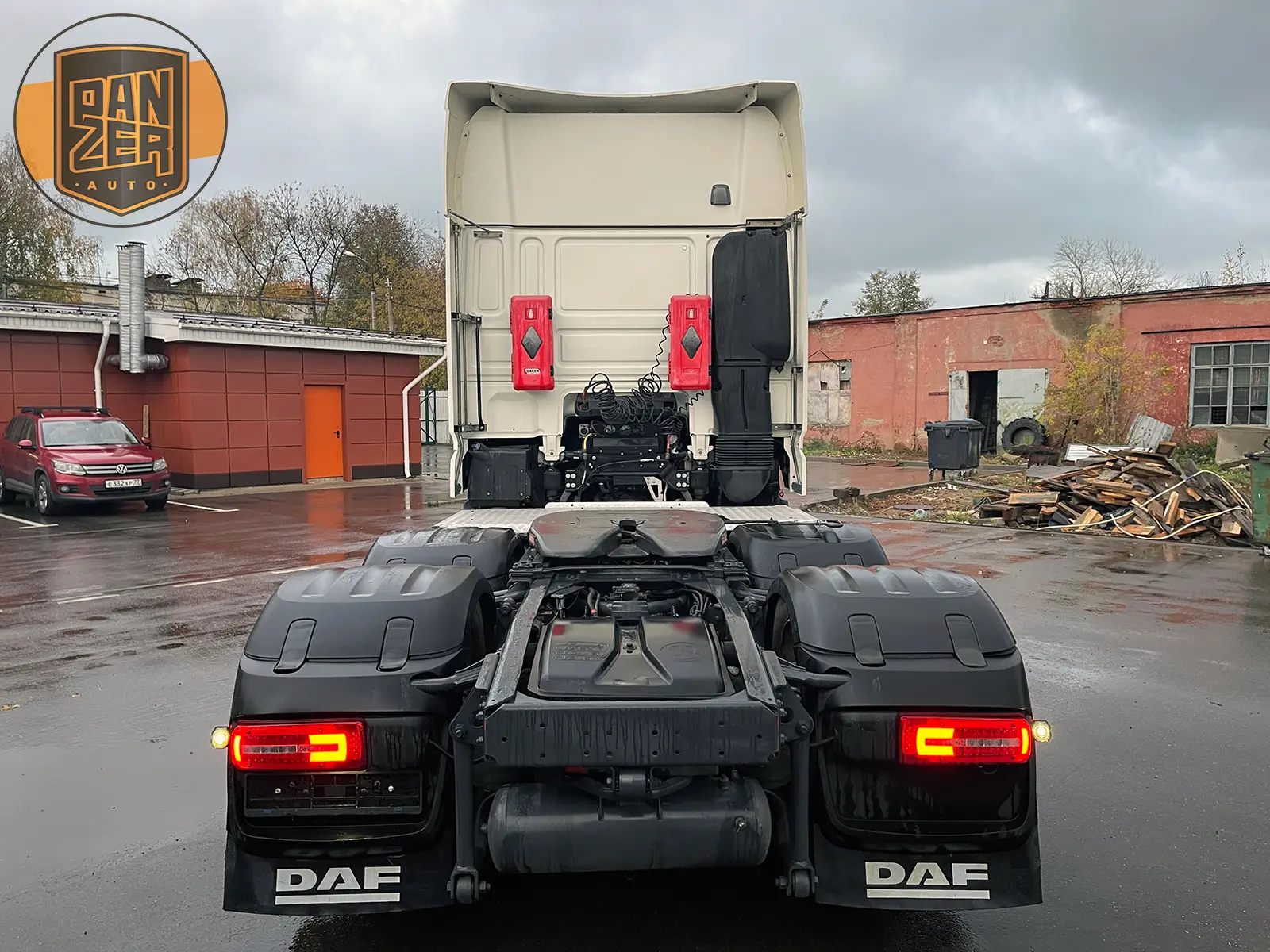daf xf 510 тягач 6х2, задняя спарка, кабина суперспейс 2