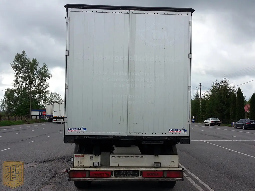 Прицеп шторный Schmitz Cargobull, 2010 год, 52 куба, ворота - фото 5