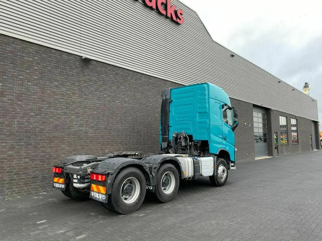Тягач Volvo FH 420, 6х4, пробег 199 тыс.км, пневмоподвеска, без пробега по РФ. - фото-детальных