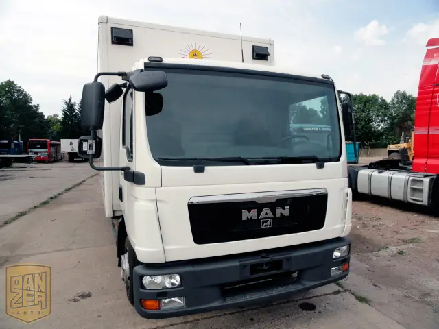 Фургон 7 метров MAN TGL 8.180, 2009год, 43м3, гидролифт, пневмоподвеска, эл.пакет. Без пробега по РФ! - фото 5
