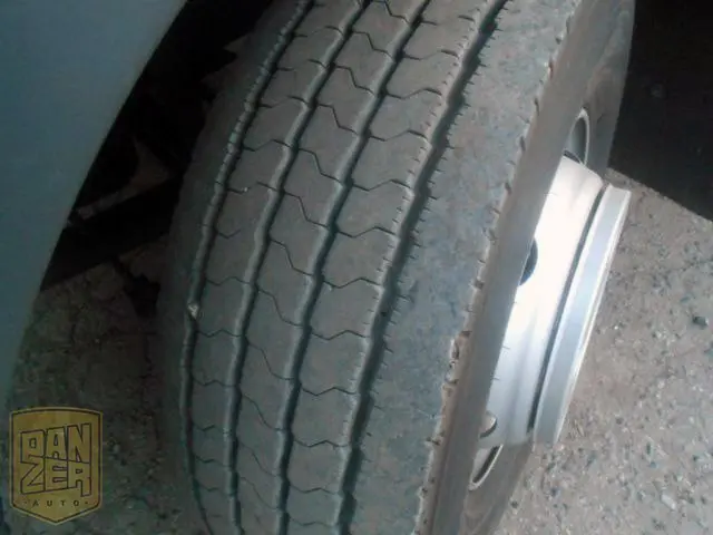 MAN TGL 12.250 BL, борт-тент 44м3, гидролифт, 3 места, 53тыс.км - фото 4