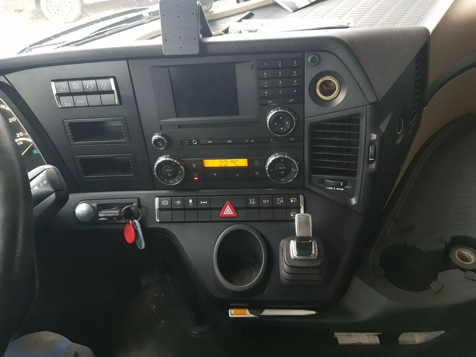 Mercedes-Benz Actros 2545 штора 60 кубов, 2014 г, 2 спальных места, без пробега по РФ - фото 5