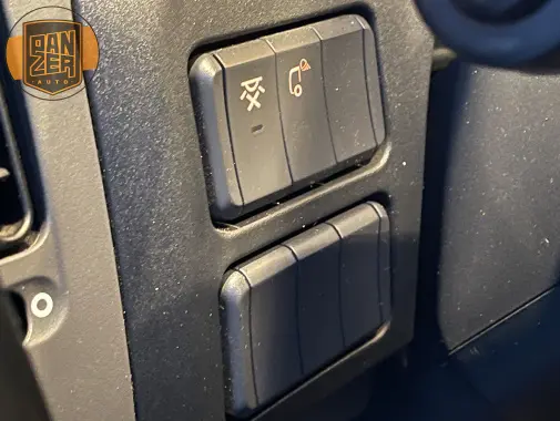 DAF XF530 6x4 тягач-тяжеловоз, сцепной вес 80 тонн - фото-детальных 52