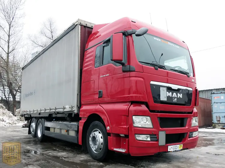 MAN TGX 26.440, тент-штора 52м3, 6х2, 16 тонн, 2011г, высокая кабина - фото 8
