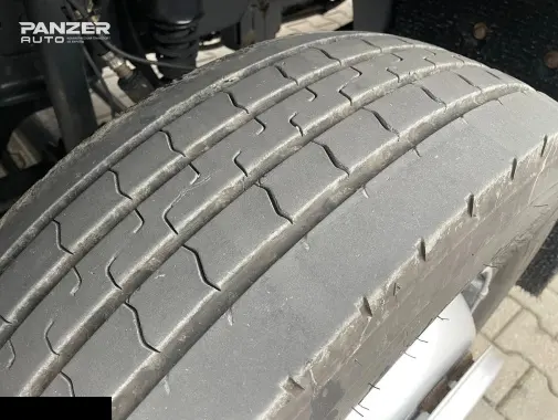 Мерседес Атего 1230, 2019 год, шторно-бортовой кузов 46 м3 с гидролифтом - фото 10