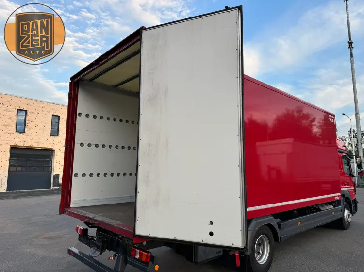 mercedes-benz atego 1230, 2019 год, фургон 18 палет с воротами 22