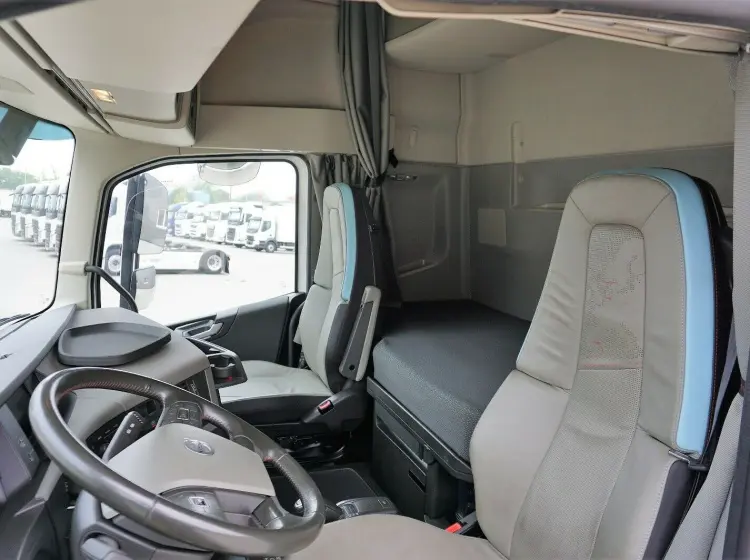 Тягач Volvo FH 540 Dual Clutch, 2019 год, 6х2 спарка, Globetrotter XL, без пробега по РФ - фото-детальных 3