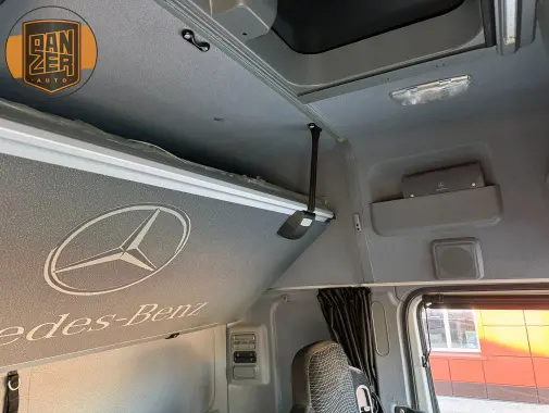 Mercedes-Benz Atego 1230, 2018 год, штора 50 м3, гидроборт, 2 спальника 29