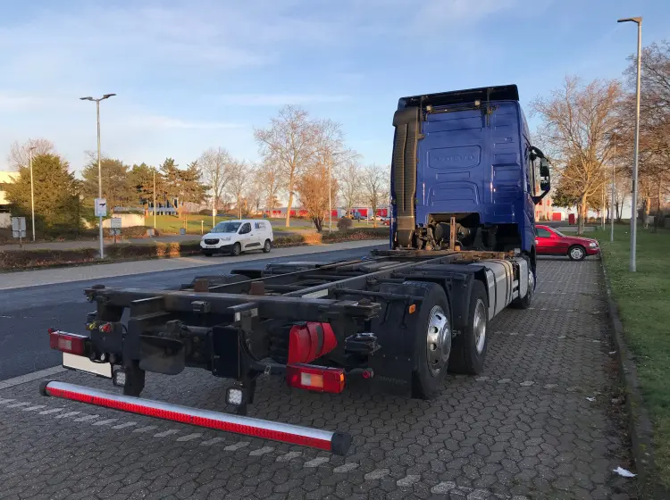 Volvo FH 500, БДФ контейнеровоз из Германии, 2019 г, г/п 17т - фото