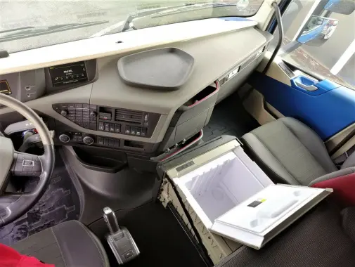Седельный тягач Volvo FH 460, 4х2, 2016 год, 2 бака, 2 спальника, без пробега по РФ - фото-детальных 4