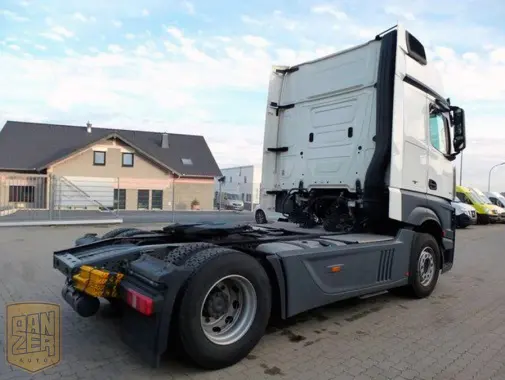 Тягач Mercedes-Benz Actros 1842, 2014 г, кабина Gigaspace, без пробега по РФ - фото-детальных 2
