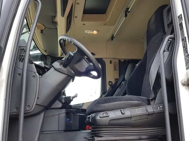 Mercedes Actros 2544 MP4, 2012г, рефрижератор 54 м3, г/п 15тонн, гидролифт - фото 3