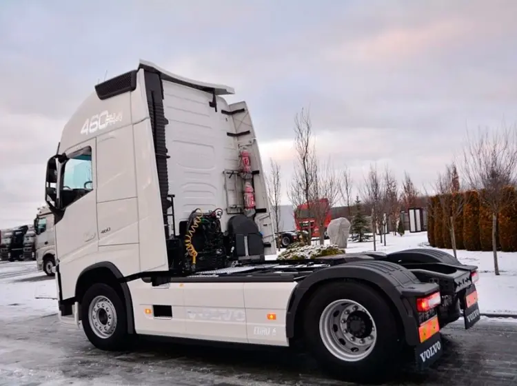 Тягач Volvo FH 460, 2016 год, 469 л.с., кабина Globetrotter XL, без пробега по РФ - фото-детальных 12