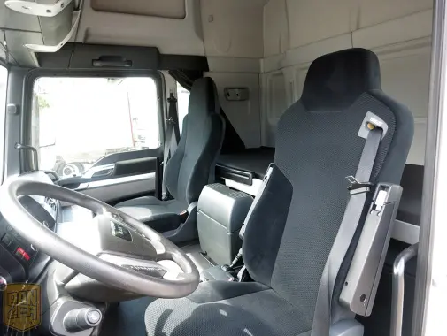 MAN TGS 18.320,  штора 60м3, 10 тонник, 22 палеты, состояние нового - фото 3