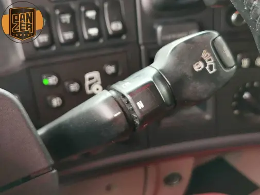 Scania R580 6x2 тягач - фото-детальных 12