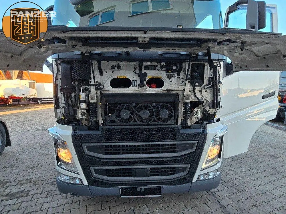 	Грузовик Volvo FH 500, 2021 год, 15 тонник, 6x2, автомобиль для перевозки контейнеров - фото 16