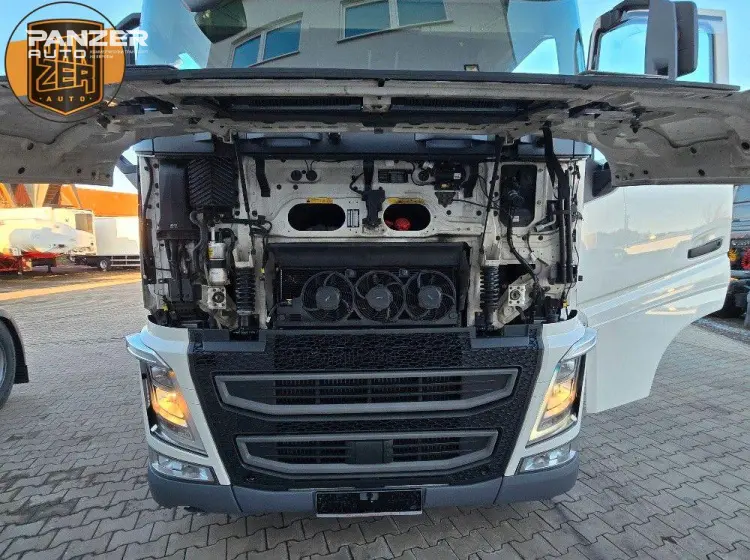 	Грузовик Volvo FH 500, 2021 год, 15 тонник, 6x2, автомобиль для перевозки контейнеров - фото 16