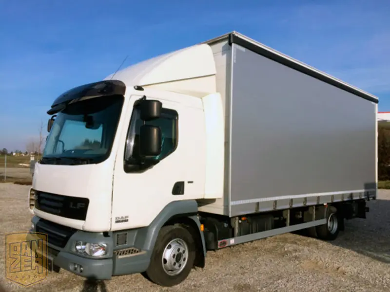 Грузовик тентованный DAF LF 45.210, 2013 год | photo 0
