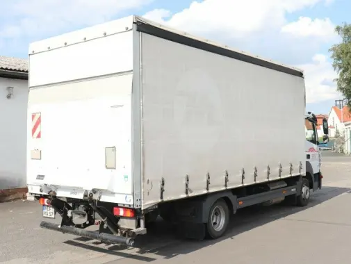 Mercedes Atego 818 L, 2015 год, штора 38 м3, гидроборт, верх сдвижной, без пробега по РФ - фото