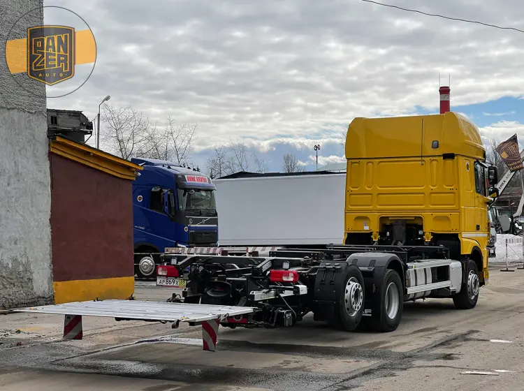 Контейнеровоз BDF DAF XF480 из Германии, 2018г, Super Space Cab, гидроборт - фото