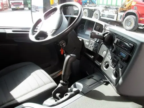 Scania P 280, фургон 51м3, погрузочная длина 8.3м, гидролифт D'Hollandia 2000 кг, г/п 10т - фото 3