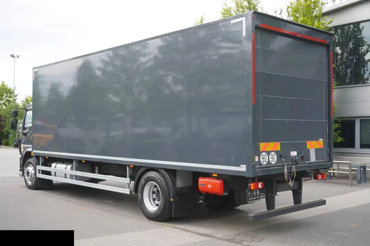 Грузовик DAF LF 290, 2021 год, 10 тонник, фургон 8.40 м длина - фото