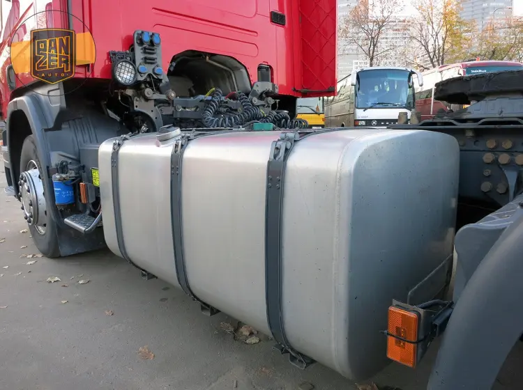 Scania P400, тягач для перевозки опасных грузов, 2015г, МКПП - фото-детальных 7