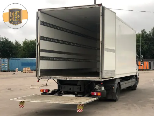 Mercedes Atego 1224 L рефрижератор со спальником 46 кубов, 18 европалет, гидроборт - фото 9