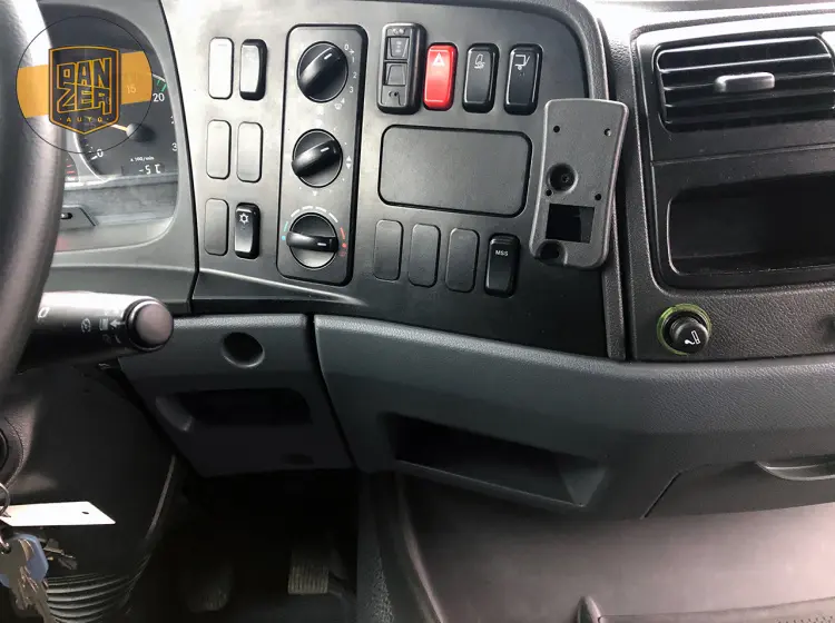 Mercedes Atego 1224L, 02/2013г, штора 50 м3, гидролифт, 2 спальника - фото 21