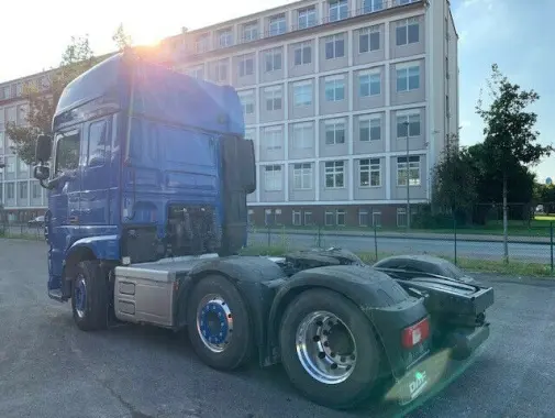 Тягач DAF XF 106 510, 6х2, кабина Супер Спейс, подъемная ось, механика, без пробега по РФ - фото-детальных