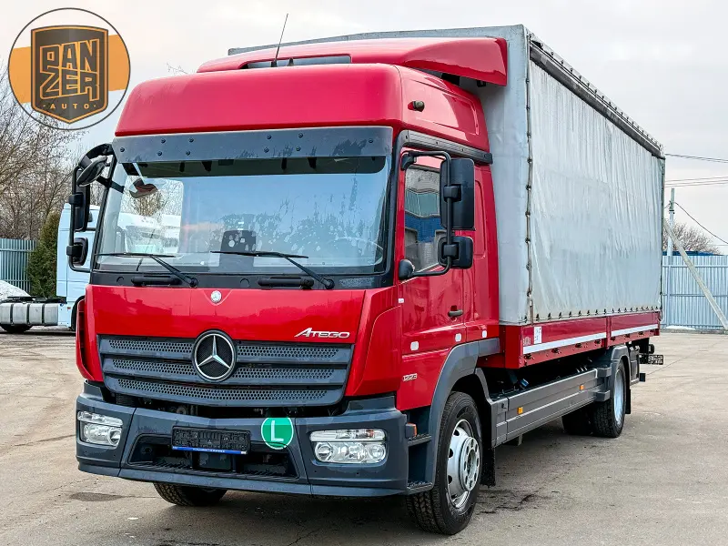 Грузовик тентованный Mercedes Atego 1223, 2018 год | photo 0