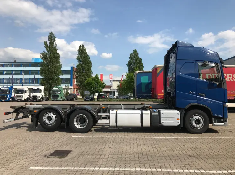 Контейнеровоз БДФ Volvo FH 460, из Германии, 2016г, г/п 16т - фото 6