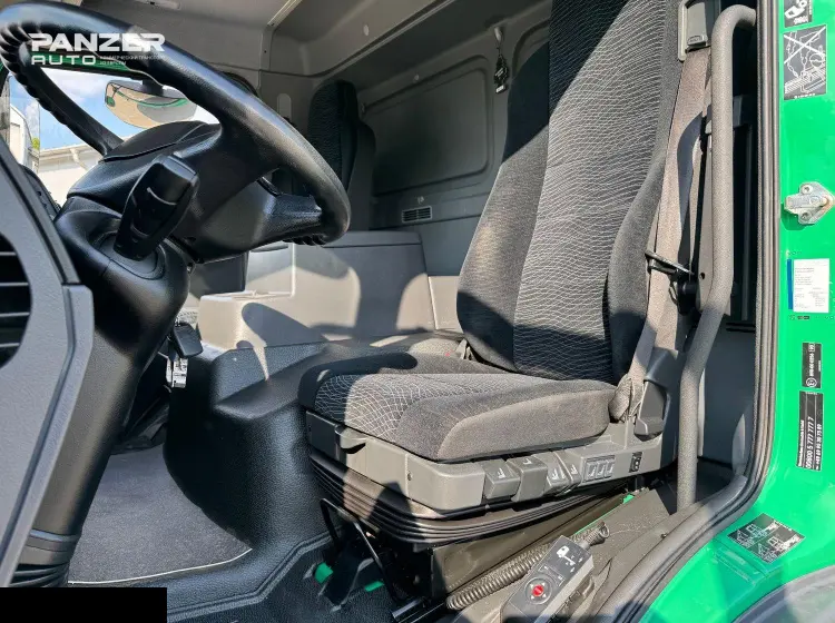 Mercedes Atego 1224, 2019 год, промтоварный фургон м3, гидролифт - фото 16