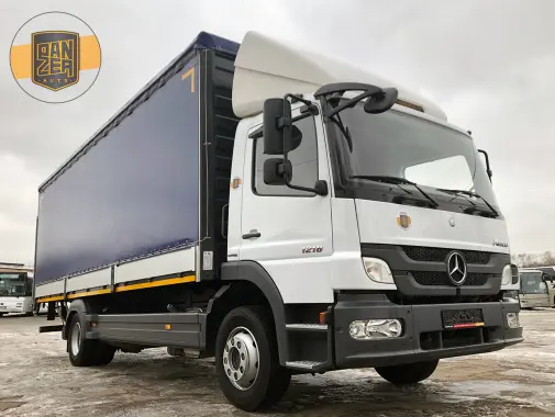 Mercedes Atego 1218L, 2017 г, шторно-бортовой 45 м3, гидролифт - фото