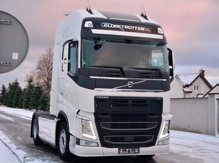Тягач Volvo FH 460, 2016 год, 469 л.с., кабина Globetrotter XL, без пробега по РФ - фото-детальных
