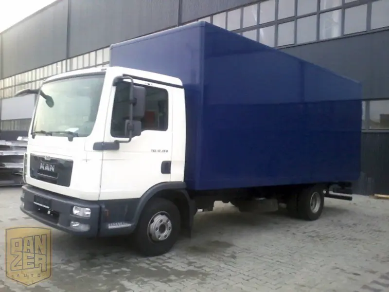 Грузовой фургон MAN TGL 12.180, 2012 год | photo 0