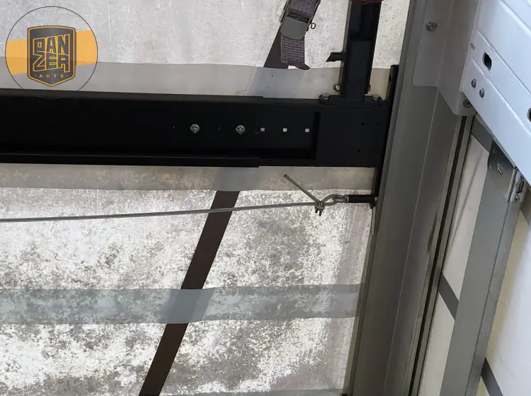 Kassbohrer XS, полуприцеп штора-борт 91м3, 2018 год, подъемная ось, состояние нового - фото 20