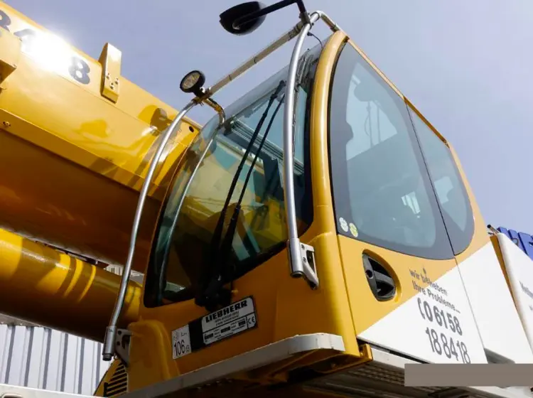 Автокран 60 тонн LIEBHERR LTF 1060-4.1 на шасси Scania P420, без пробега по РФ - фото 2