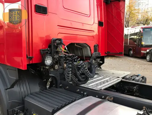 Scania P400, тягач для перевозки опасных грузов, 2015г, МКПП - фото-детальных 2