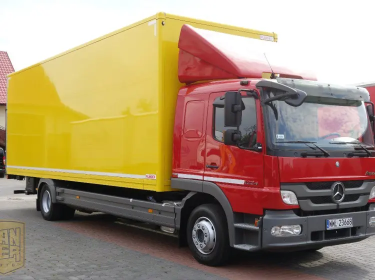 Mercedes Atego 1224, термос 55м3, кузов 8.2м - фото 4