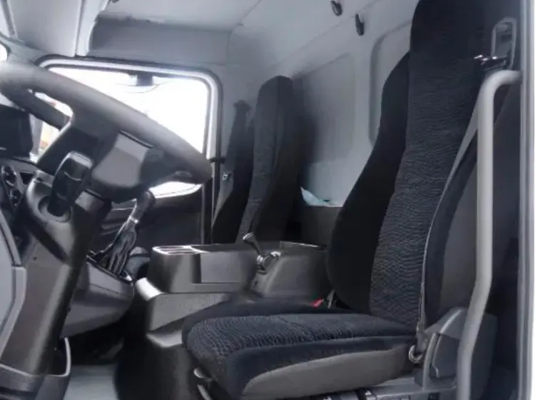 Рефрижератор Mercedes Atego 1218 L, 2016 год, 18 палет, ворота и гидроборт - фото 3