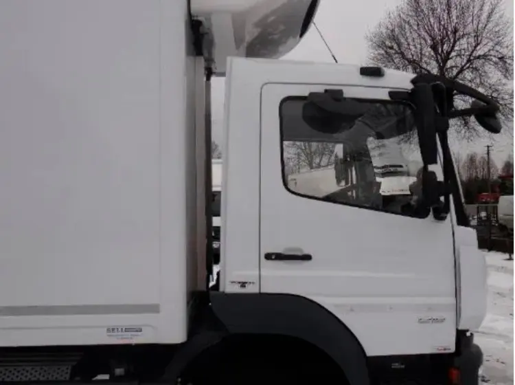 Рефрижератор Mercedes Atego 1218 L, 2016 год, 18 палет, ворота и гидроборт - фото 17